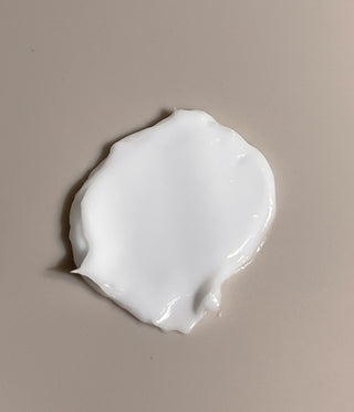 Cream 01:  Hyaluronic Acid + Retinol